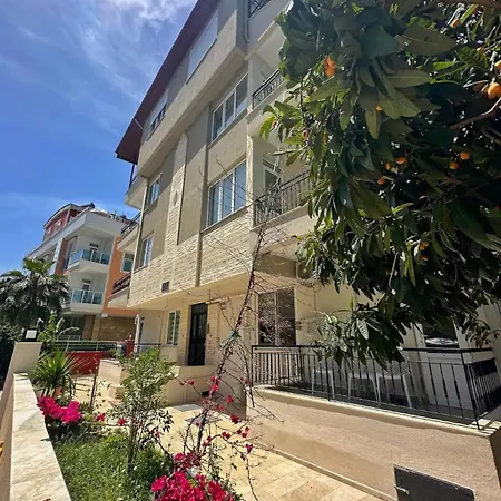 Plaja Yaklasik 400 Metre Uzaklikta-2 Apartment